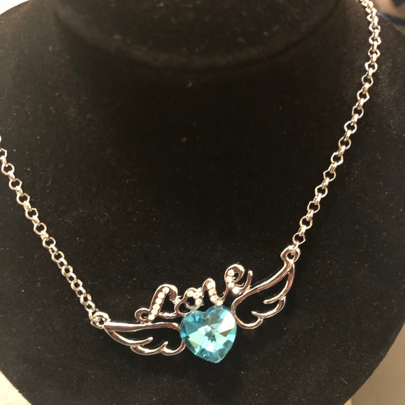made with Swarovski crystal Pendant Chain Necklace - Picture 1 of 7